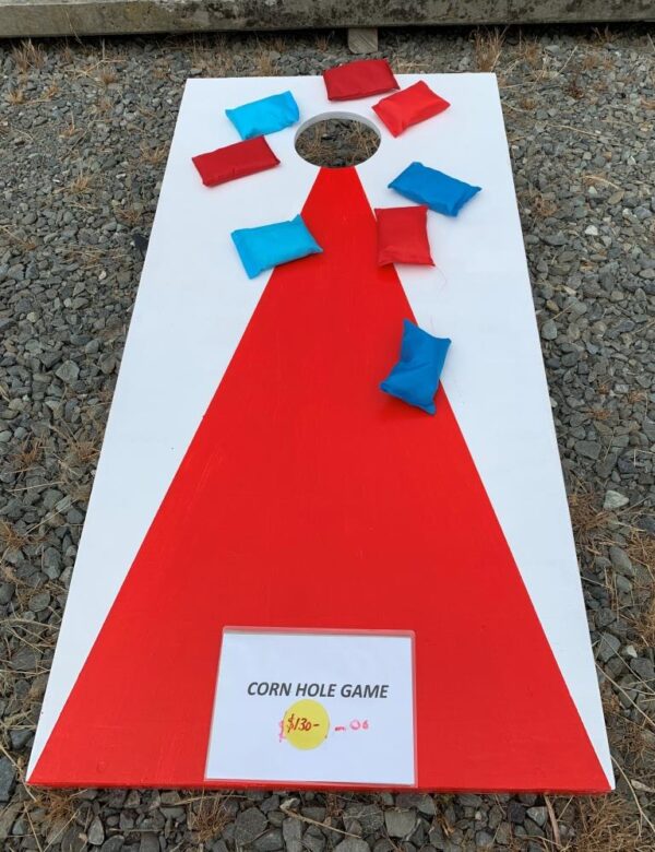 Cornhole game