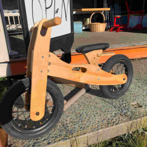 Scooter child wooden